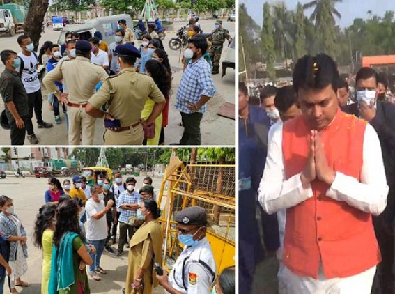 Tripura CM Biplab Deb Denied to Meet Unemployed Youths without 'APPOINTMENT' : But before Election he Begged House to House Votes without 'APPOINTMENT' Tripura CM Biplab Deb Denied to Meet Unemployed Youths without 'APPOINTMENT' : But before Election he Begged House to House Votes without 'APPOINTMENT'